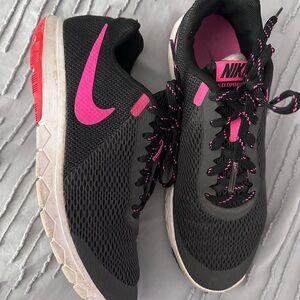Nike Women's Black and Pink Flex Running Shoes Size 10
